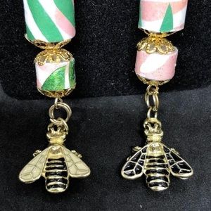 🌟 Handmade Bead and Bee Earrings- Pink and Green